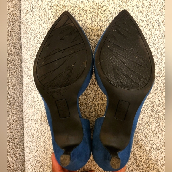 Anne Klein (iflex) | Blue Suede | D'Orsay Heels | Size 6 M - Picture 10 of 10